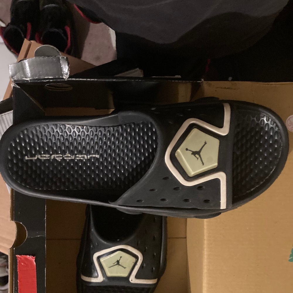 Jordan sandals size 11. Rare